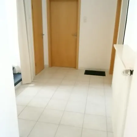 Moderne Zimmer in einem Privathaus Siershahn Exterior foto