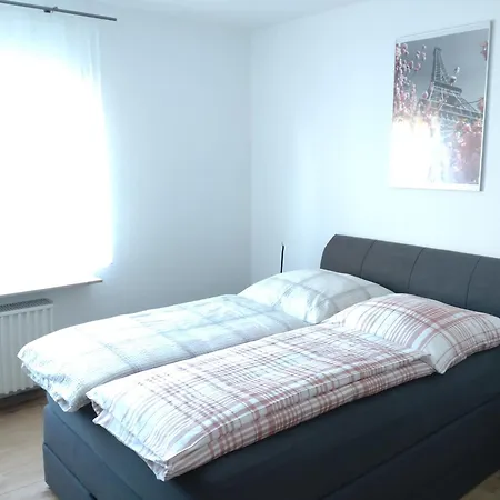 Moderne Zimmer in einem Privathaus Siershahn Exterior foto