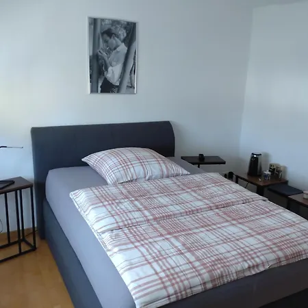 Moderne Zimmer in einem Privathaus Siershahn Exterior foto