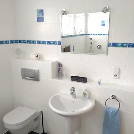 Moderne Zimmer in einem Privathaus Siershahn Exterior foto